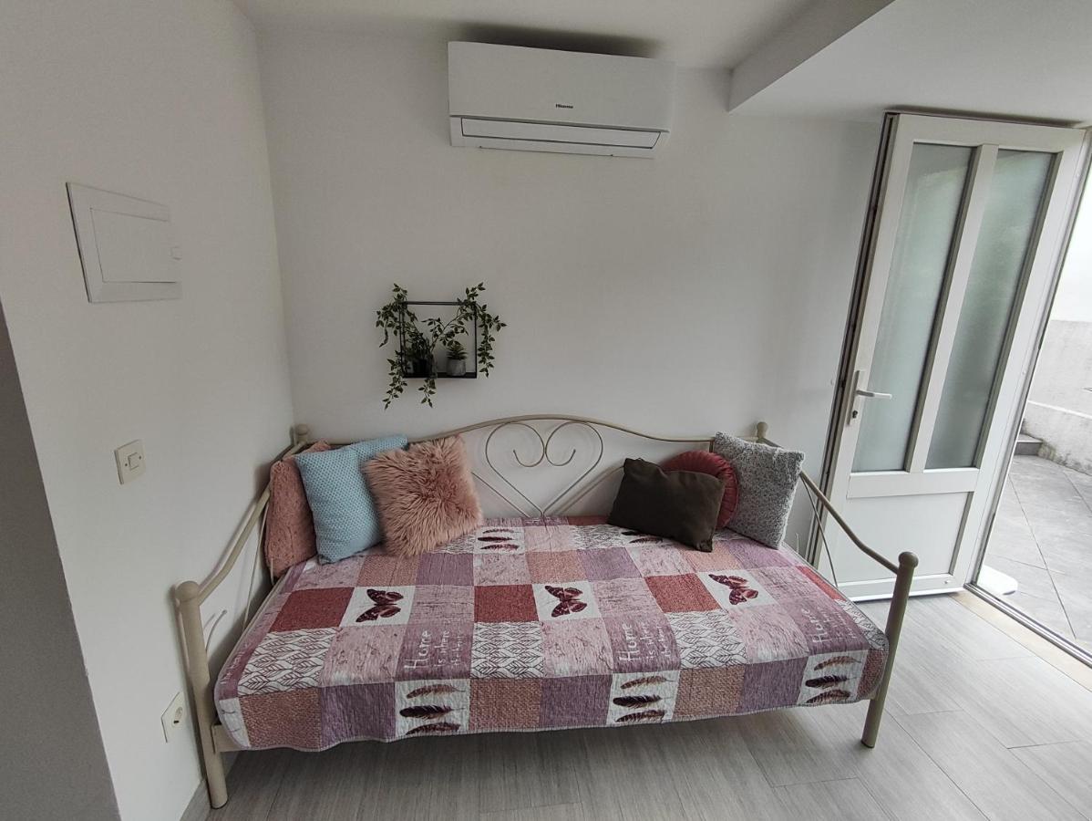 Zoric Apartments & Rooms 2 ドゥブロブニク エクステリア 写真