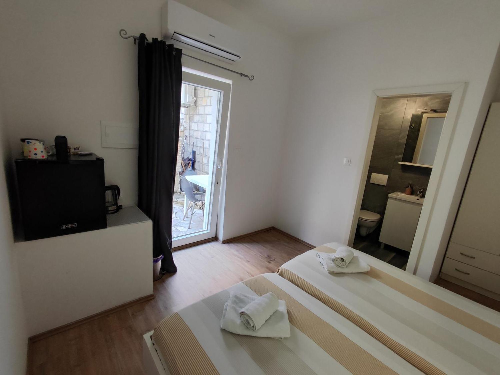 Zoric Apartments & Rooms 2 ドゥブロブニク エクステリア 写真